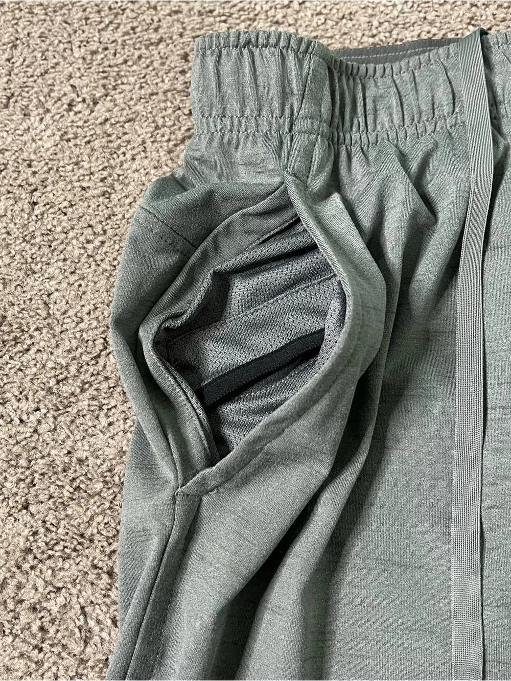 Nike Yoga Dri-FIT Pants Men’s Size Small